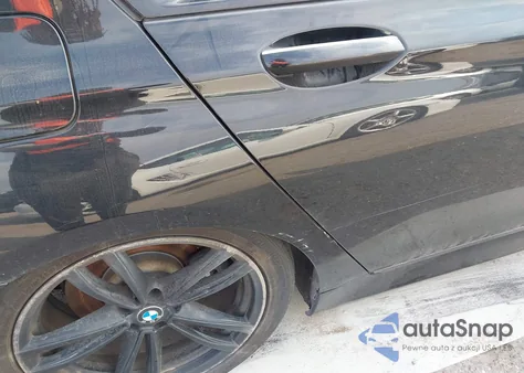 2018 BMW Alpina B7 xDrive z USA, uszkodzony, nr VIN WBA7F2C50JB238563